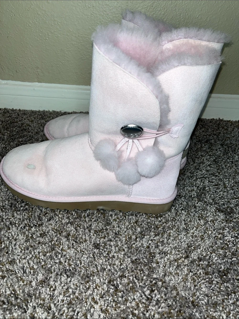 UGG Women's Light Pink Shearling Pom Pom Winter Boots